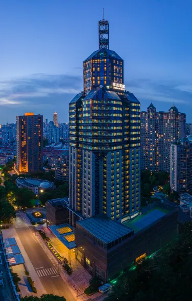 Luxemon Hotel Shanghai