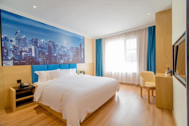 SET Youpin Hotel (Jingzhou Lianghu Lugu Fantawild)