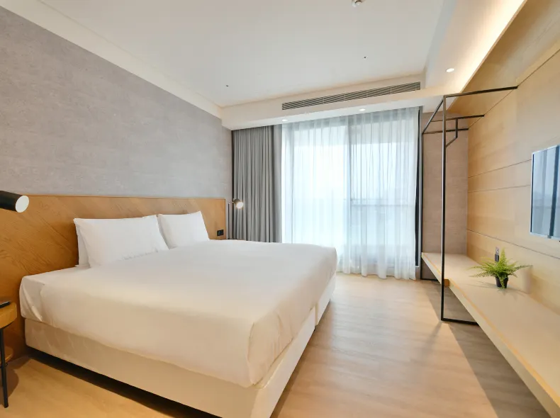CHECK inn Select New Taipei Sanchong Waterfront