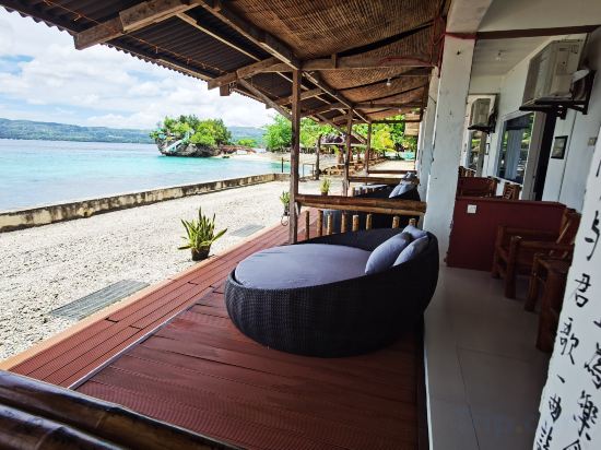 Jelly Sea Resort Room Type - Oceanview Double Room
