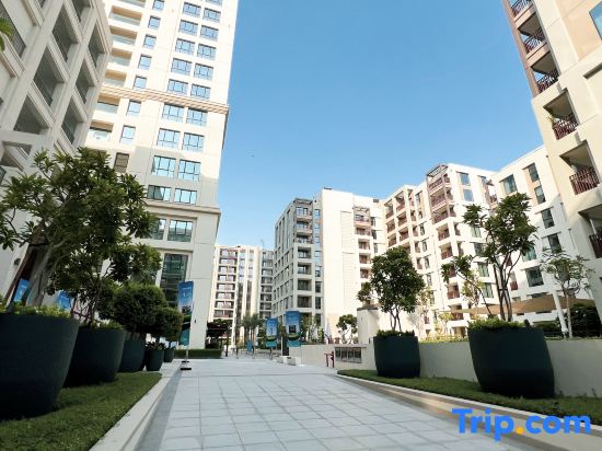 Cozy 1BR with beach access at Vida Residencies