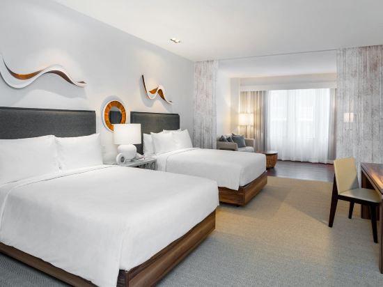 Hyatt Centric Waikiki Beach Room Type - Queen Suite with Two Queen Beds and City View