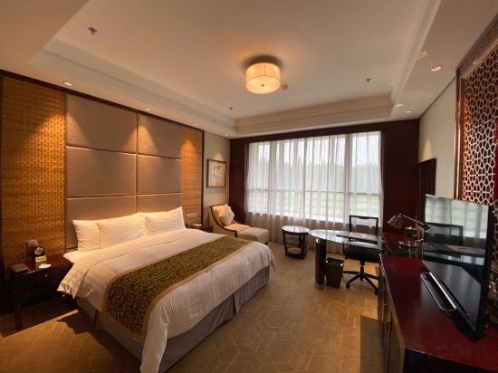 Mingzhu Lake Resort Room Type - Queen Room With View