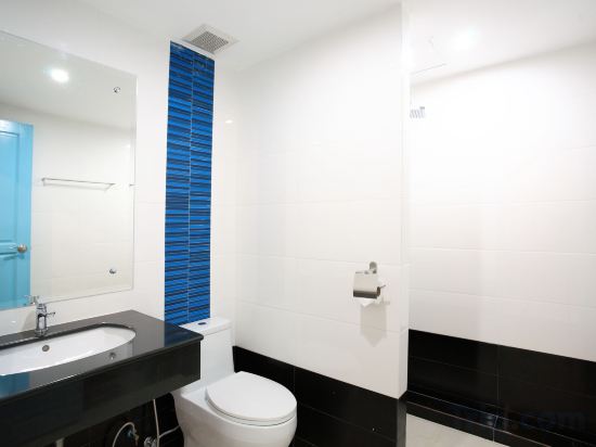 The Malika Room Type - Twin Room with City View The Malika Room Type - Twin Room with City View