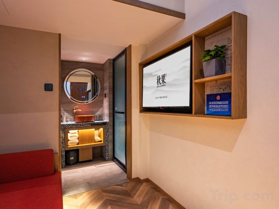 Beijing 161 Wangfujing Courtyard Hotel - Tap to explore photos