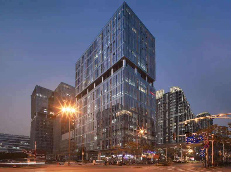 Qingmu Platinum Hotel (Nanjing South Railway Station South Square)