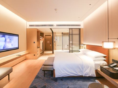 Sheraton Rizhao Hotel - Tap to explore photos