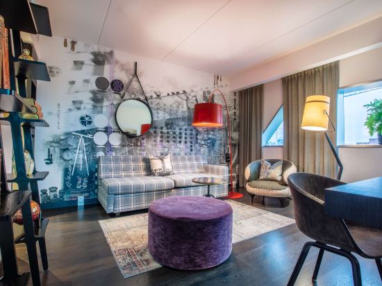 Radisson Blu Riverside Hotel, Gothenburg - Tap to explore photos
