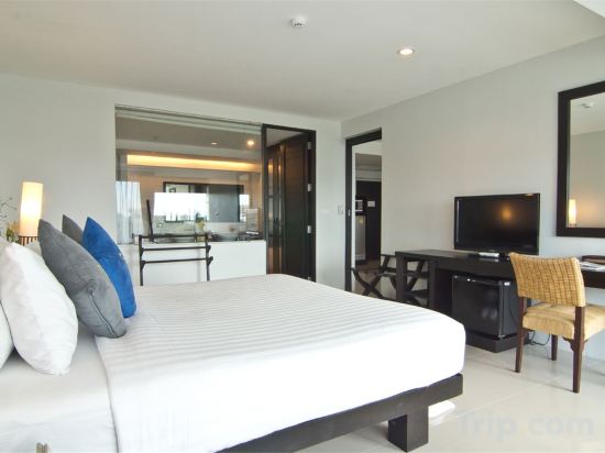 Palmyra Patong Resort - Tap to explore photos