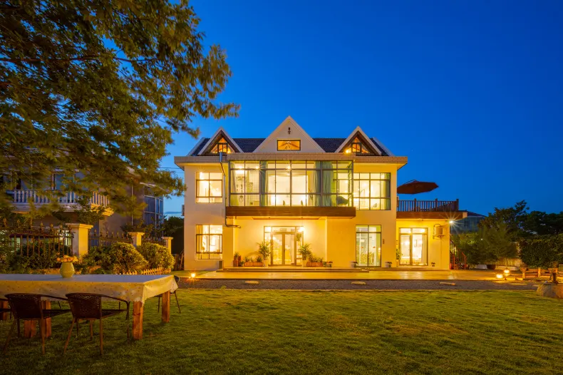 Floral Hotel· Yiding cottage Hotel (riverside Dingba store)