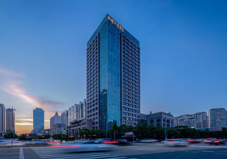 Qingteng Yisu Hotel (Beilun Yintai Chengzhonghe Road Subway Station Store)