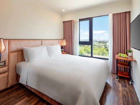 Ravatel Luxury Hotel Bac Giang Room Type - Superior Room