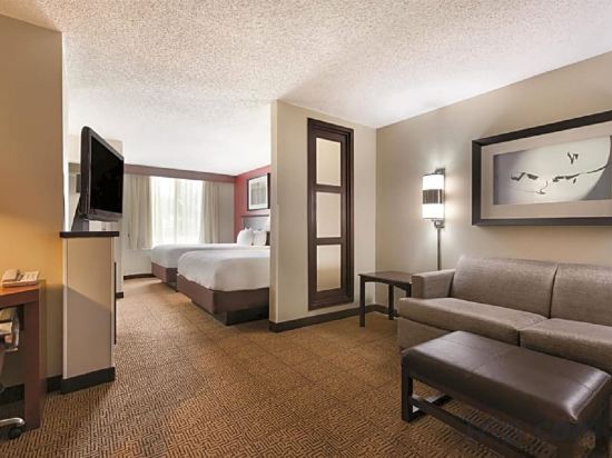 Hyatt Place College Station Room Type - Queen Room with Two Queen Beds and Sofa Bed