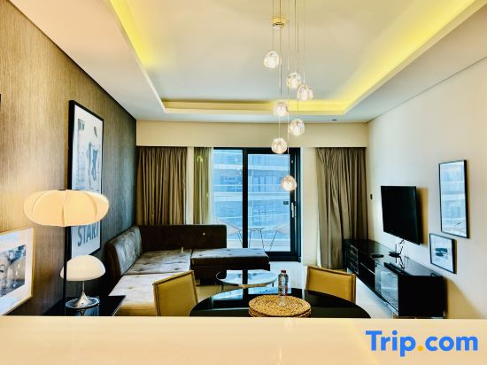 Luxurious 1BR Apartment at Damac Tower, Paramount