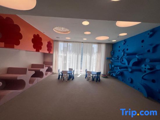 SVIZONA's Premium 3BHK Fountain View Apartment | Downtown Dubai