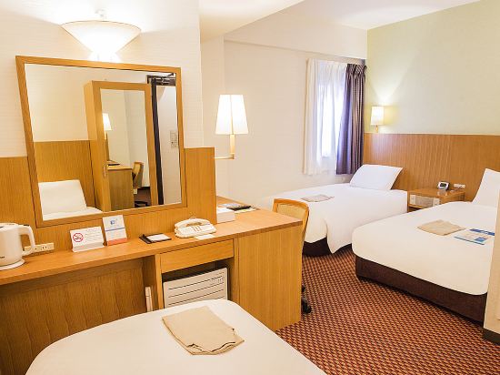 Hearton Hotel Shinsaibashi - Tap to explore photos