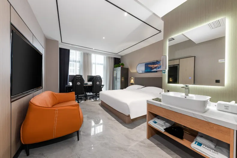 i Electronic Sports Hotel (Zhengzhou Zhongyuan Wanda Plaza Ersha Subway Station)