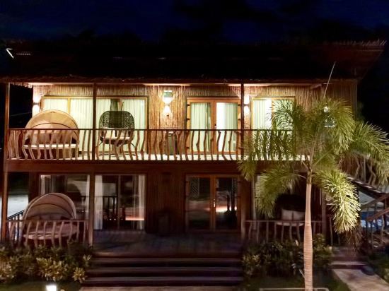 Costa Azalea Crusoe Cabins