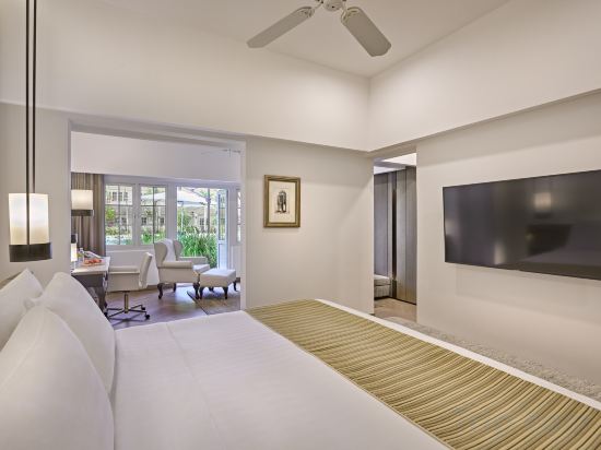 Goodwood Park Hotel Room Type - Poolside Suite Goodwood Park Hotel Room Type - Poolside Suite