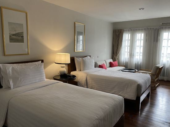 Buri Siri Hotel Room Type - Deluxe Studio Twin Room Buri Siri Hotel Room Type - Deluxe Studio Twin Room