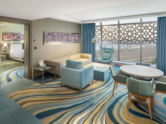 Radisson Blu Hotel, Jeddah Corniche - Tap to explore photos