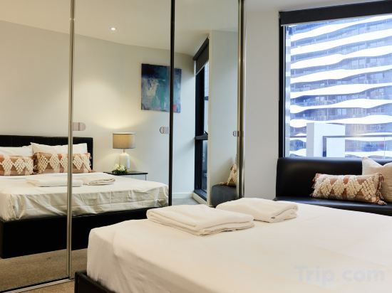 Arrow On Swanston Room Type - One Bedroom Penthouse Apartment