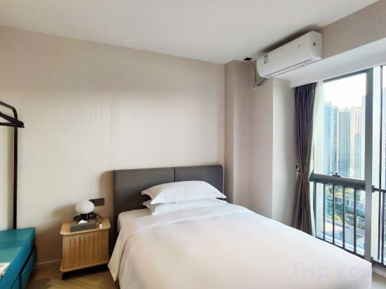 MORDIN Xinfei International Apartment Room Type - Lake-View Two-Bedroom One-Living Room Suite (Kohler Bathroom + King Koil Mattress + Fridge + Washing MORDIN Xinfei International Apartment Room Type - Lake-View Two-Bedroom One-Living Room Suite (Kohler Bathroom + King Koil Mattress + Fridge + Washing