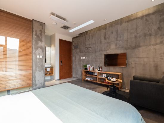 Beijing Yutang inn Room Type - Deluxe Queen Room