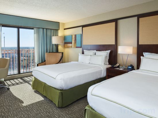 DoubleTree by Hilton Hotel Orlando at SeaWorld Room Type - 2 Queen Beds Main Tower-Non Smoking