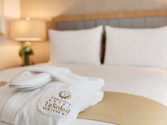 Executive Hotel Le Soleil New York - Tap to explore photos