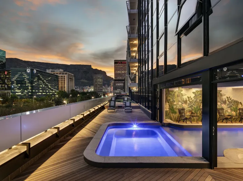 The Onyx Apartment Hotel by Newmark