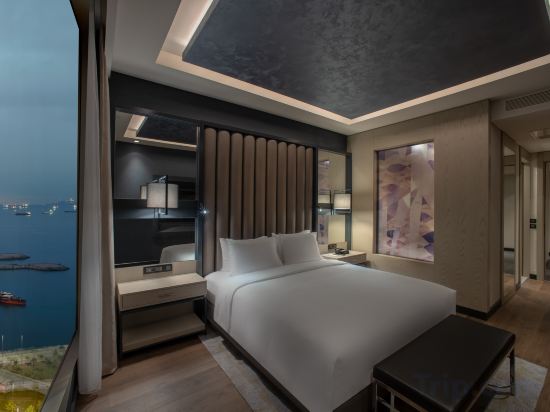 Hilton Istanbul Bakirkoy Room Type - Grand Family Suite With Sea View And Executive Lounge Access Hilton Istanbul Bakirkoy Room Type - Grand Family Suite With Sea View And Executive Lounge Access