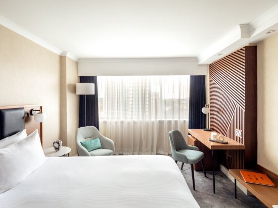 Hilton London Metropole Room Type - Interconnecting King Room with Two King Beds