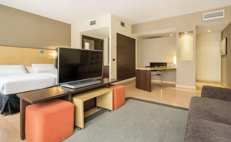 Ilunion Suites Madrid