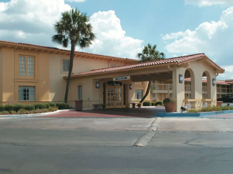 Red Roof Inn San Antonio - South Park