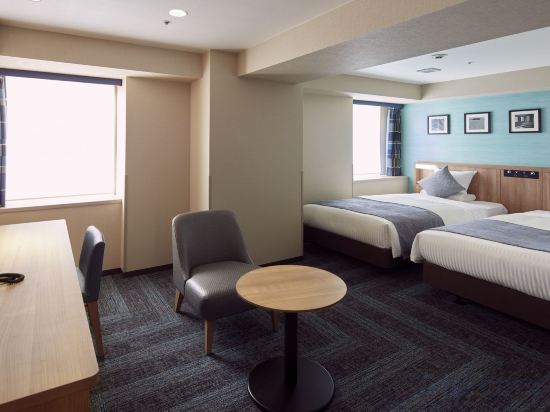 Hotel MyStays Yokohama - Tap to explore photos