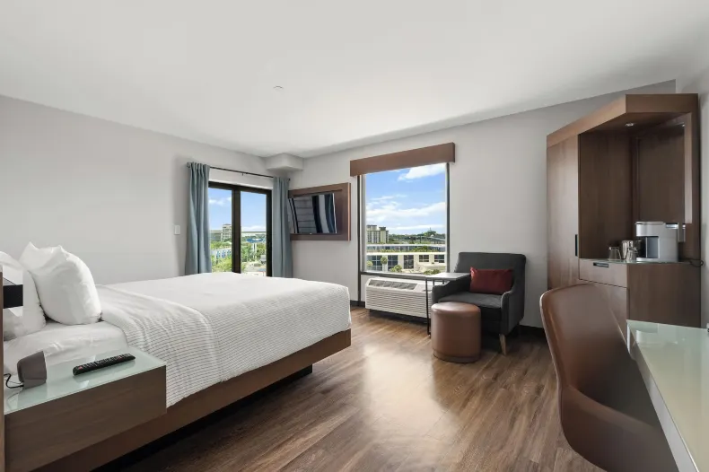 Cambria Hotel Orlando Near Universal Theme Parks