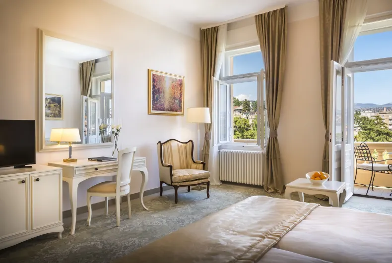 雷米森高級大宮殿飯店