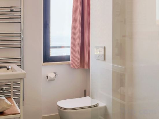 Alfred Hotels Monaco - ex Forum - Hôtel rénové - Tap to explore photos