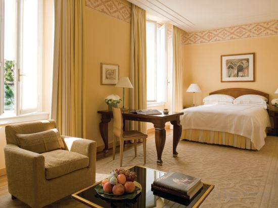 Four Seasons Hotel Milano - Tap to explore photos