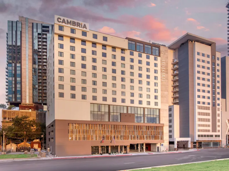 Cambria Hotel Austin Downtown