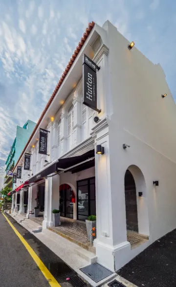 ハットン スイーツ ホテル マネージド by ジ アスコット リミテッド