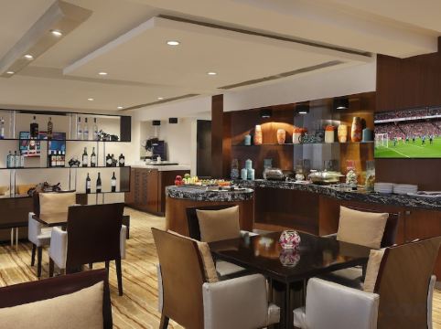 Novotel Mumbai Juhu Beach 3