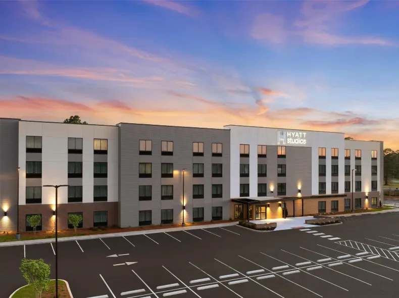 Hyatt Studios Mobile/tillmans Corner
