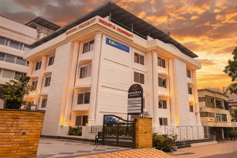 素世榮 Fabhotel Prime