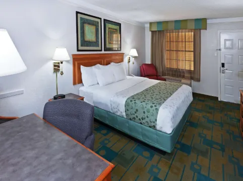 La Quinta Inn by Wyndham Austin Oltorf