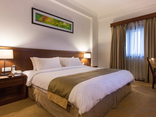 Holiday Inn Resort Batam Room Type - 3 Bedroom Suite 1 Queen 4 Single