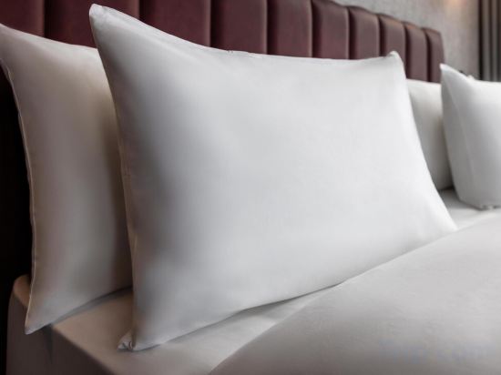 RADISSON HOTEL BERLIN CHARLOTTENBURG Room Type - Standard Room