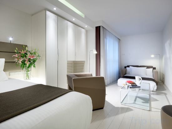 Eurostars Book Hotel - Tap to explore photos