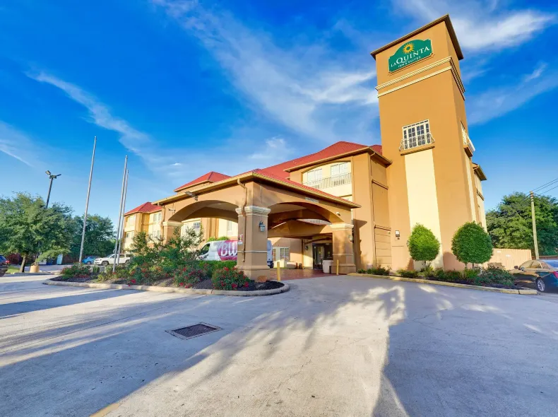 La Quinta Inn & Suites by Wyndham Houston Hobby Airport